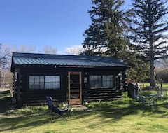 Casa/apartamento entero Cozy Cabin In Montanas Ruby Valley (Sheridan, EE. UU.)