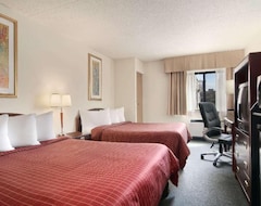 Hotel Travelodge By Wyndham Edmonton South (Edmonton, Canada)