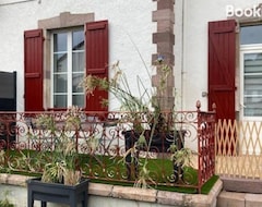 Toàn bộ căn nhà/căn hộ Appartement Entier, Terrasse, 4 Personnes Sur Le Gr10 (Saint-Étienne-de-Baïgorry, Pháp)