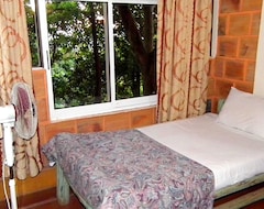Hotel Forest Cottages (Kampala, Uganda)