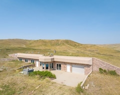 Tüm Ev/Apart Daire Cheyenne River Ranch 4br Earth Sheltered Home With Hot Tub! By Redawning (New Underwood, ABD)