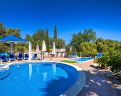 Tüm Ev/Apart Daire Superb Villa 10 Mins From Carvoeiro And Beach, Close To Silves Golf, Totally Pri (Silves, Portekiz)
