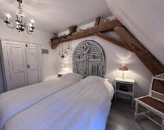 Toàn bộ căn nhà/căn hộ Gite La Luzerne, 4 Bedrooms, 8 Persons (La Luzerne, Pháp)