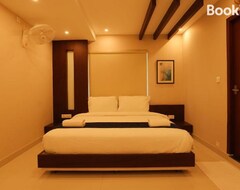 Khách sạn Bluebell Hotel (Kozhikode, Ấn Độ)