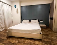 Hotel Ambition studio apartment at rajhans belliza (Surat, Indien)