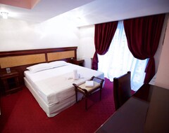 Khách sạn Hotel Bliss (Bucharest, Romania)