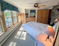 Toàn bộ căn nhà/căn hộ 30Fl: Quintessential Lake House On Forest Lake, Close To Bretton Woods, Santa'S Village, And Forest Lake State Park. Professionally Cleaned! (Whitefield, Hoa Kỳ)