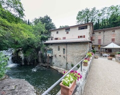 Hotelli Residence Ristorante La Ferriera (Loro Ciuffenna, Italia)