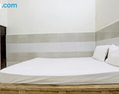 Hotelli Oyo Hotel Your Own Unique Rooms (Ghaziabad, Intia)
