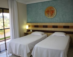 Khách sạn Hotel Lago Dourado (Dois Vizinhos, Brazil)