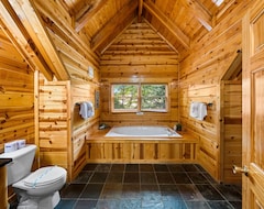Hotelli Black Bear Ridge Cabin (Sevierville, Amerikan Yhdysvallat)