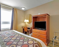 Hotel Quality Inn & Suites (Grimsby, Canada)
