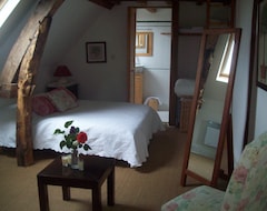 Toàn bộ căn nhà/căn hộ 250m2 House With 6 Bedrooms 18 People Accommodation 40 People In Reception (Sigy-en-Bray, Pháp)