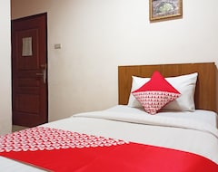 Khách sạn OYO 142 Hotel Al Furqon Syariah (Palembang, Indonesia)