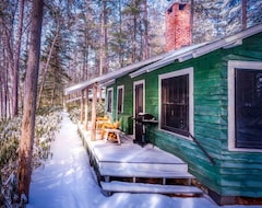 Hele huset/lejligheden Longfellow - Traditional Cabin (Paul Smiths, USA)