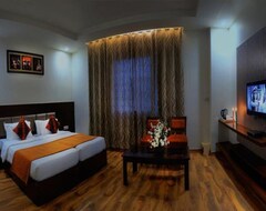 Hotel Dazzle (Agra, India)