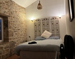 Cijela kuća/apartman Picturesque Cosy Cottage In The French Countryside To Relax With Private Pool. (Messé, Francuska)