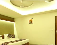 Khách sạn Hotel Apex (Ankleshwar, Ấn Độ)