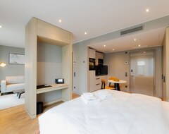 Khách sạn Fourty Three Luxury Serviced Apartments (Dusseldorf, Đức)