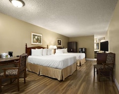 Khách sạn Days Inn By Wyndham Vernon (Vernon, Canada)