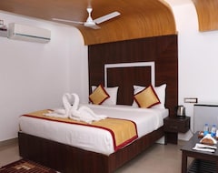 Khách sạn Cs Arunachala Residency (Tiruvannamalai, Ấn Độ)