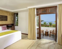 Hotel Avani Kalutara Resort (Kalutara, Sri Lanka)