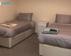 Tüm Ev/Apart Daire Entire Two Bed Coach House Super King Beds Turn Into Singles (Exeter, Birleşik Krallık)