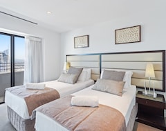 Toàn bộ căn nhà/căn hộ Ultimate Oceanfront - Spacious Premium Soul Apartments With Breathtaking Views - Wow Stay (Southport, Úc)