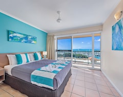 Hotelli Shingley Beach Resort - Whitsundays (Airlie Beach, Australia)