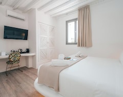 Hotel Three Shades Mykonos (Mykonos by, Grækenland)