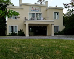 Khách sạn Joan Miro Hotel (Punta del Este, Uruguay)