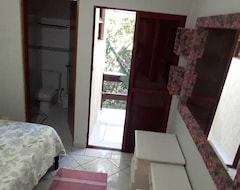 Tüm Ev/Apart Daire Comfortable Home, With Pool, 4 Dorm, 2 Suite, 2 Single, Sleeps 12 People (São Sebastião, Brezilya)