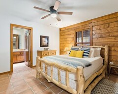 Toàn bộ căn nhà/căn hộ 4 Bed/3 Bath Ranch House In Beautiful Tx Hill Country (Ingram, Hoa Kỳ)