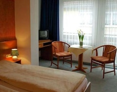 Khách sạn Hotel-Pension Ursula (Bad Sachsa, Đức)