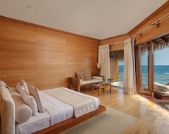 Resort/Odmaralište Adaaran Select Meedhupparu - With 24Hrs Premium All Inclusive (Raa Atoll, Maldivi)