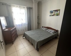 Casa/apartamento entero Alger Centre : Appartement Refait à Neuf / Wifi Gratuit/ 40 Euros La Nuitée (Sidi M'Hamed, Argelia)