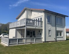 Tüm Ev/Apart Daire Luxury Scandinavian Style Lodge With Private Hot Tub And Sauna On Golf Resort (Hopton-on-Sea, Birleşik Krallık)