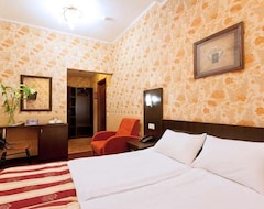 Hotel Dynasty (San Petersburgo, Rusia)