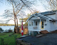 Toàn bộ căn nhà/căn hộ Lake Side House (Mount Uniacke, Canada)