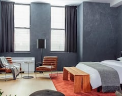 Hotel Mint House At 70 Pine (New York, USA)
