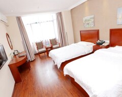 Hotelli GreenTree Inn (Kunshan High-speed Rail station Hengshan Road Fasthotel) (Kunshan, Kiina)