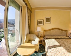 Hotel Astoria (Stresa, İtalya)
