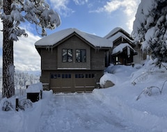 Tüm Ev/Apart Daire Modern Luxury Vacation Rental With Amazing Lake & Mountain Views And Hot Tub! (Zephyr Cove, ABD)