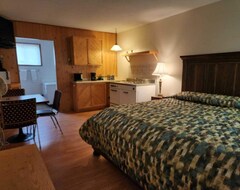 Entire House / Apartment English River Inn By The Lake (Kenora, Canada)