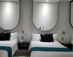 Hotel Dluxe (San Juan de los Lagos, Mexico)