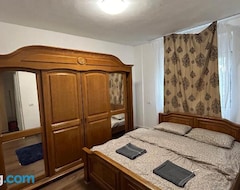 Entire House / Apartment Ideal Home Copou (Iaşi, Romania)