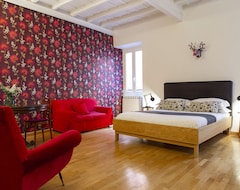 Hotel Paglia House Of 17Century In Trastevere (Rim, Italija)