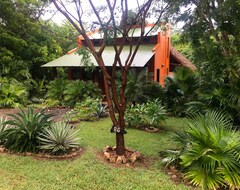 Hele huset/lejligheden Casa Loca Roca: Unique Comfortable Living Steps Away From Great Surf! (San Rafael del Sur, Nicaragua)