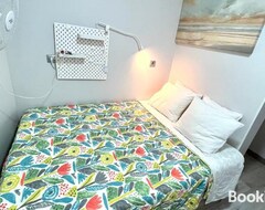 Koko talo/asunto Family Apartment Space (Hospitalet de Llobregat, Espanja)