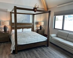 Entire House / Apartment Mountain House 4 Bedroom (Jackson Hole, USA)